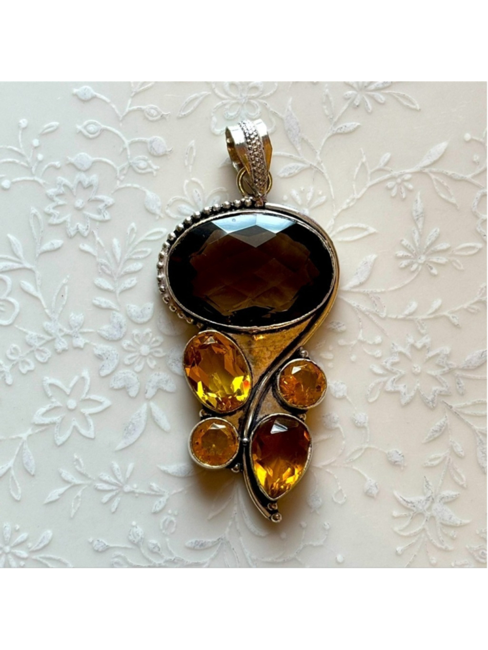 GORGEOUS GOLDEN AMBER VINTAGE 925 STERLING SILVER PENDANT EXCELLENT CONDITION